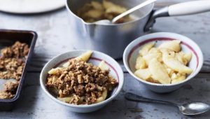 Apple crumble with walnuts and sunflower seeds