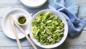 Foolproof green salad