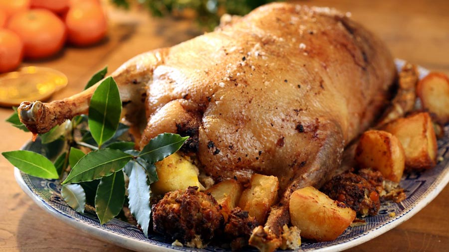 Read more about the article Nigel Slater’s 12 Tastes of Christmas episode 2