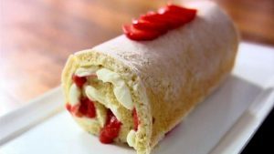 Strawberry and mascarpone Swiss roll