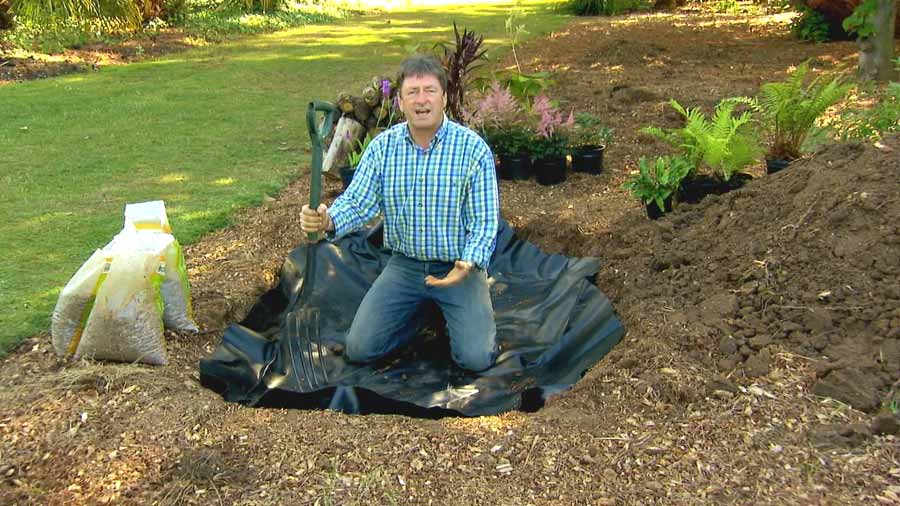 Read more about the article Alan Titchmarsh’s Garden Secrets – 19th Century episode 3