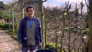 Read more about the article Gardeners’ World episode 2 2011