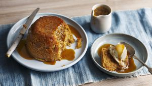 Steamed sponge pudding with honey butterscotch sauce
