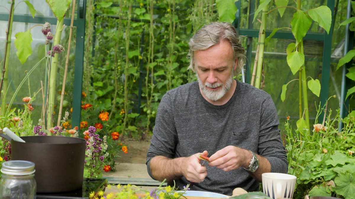 Read more about the article Marcus Wareing’s Tales from a Kitchen Garden episode 1