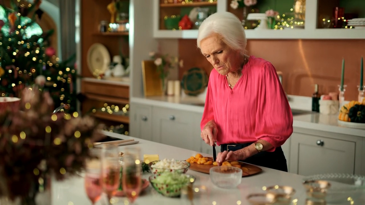 Read more about the article Mary Berry’s Ultimate Christmas