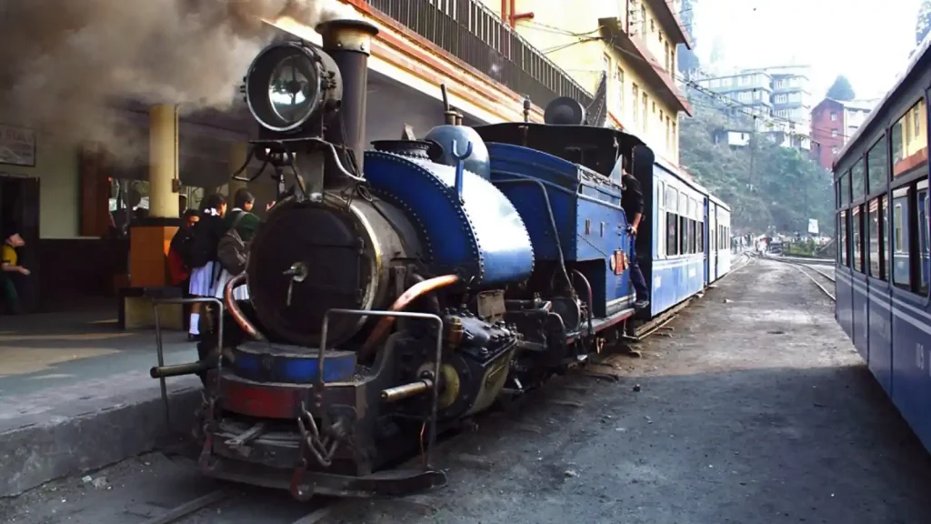 Indian Hill Railways episode 1 - The Darjeeling Himalayan Railway